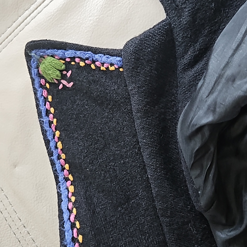 Jacket - Picture 4 of 4